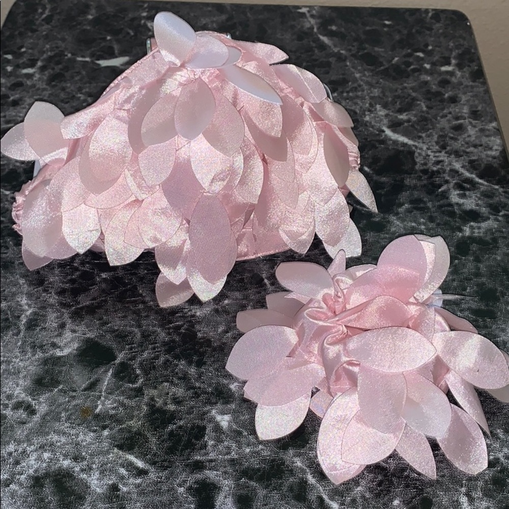 Custom Pink Petals Mask with Matching Scrunchy 💕